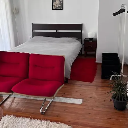 Stylish And Cozy In Daire